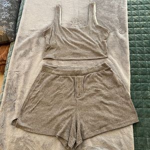 EUC 3-Piece Abercrombie & Fitch Grey Ribbed Loungewear Set
